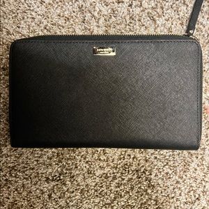 Kate Spade ♠️ travel wallet